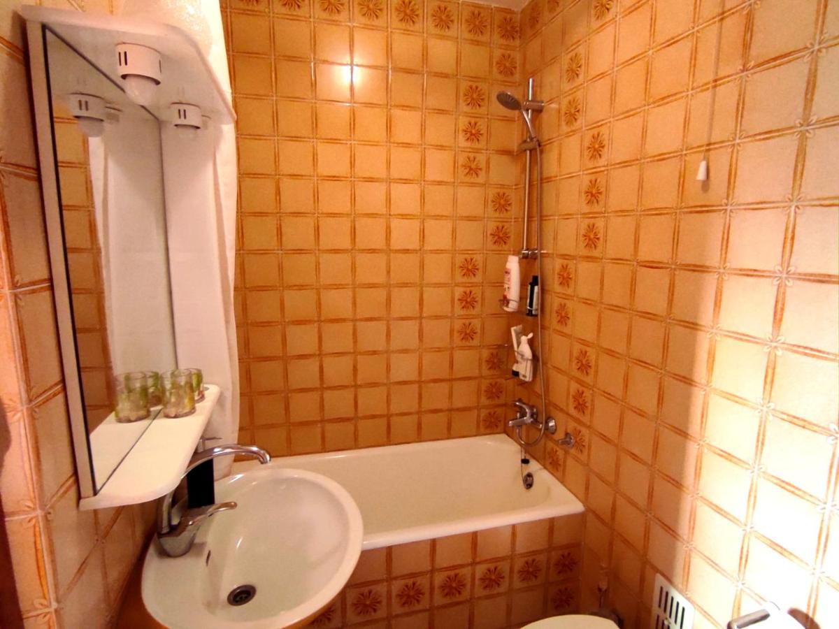 Sunset Apartment